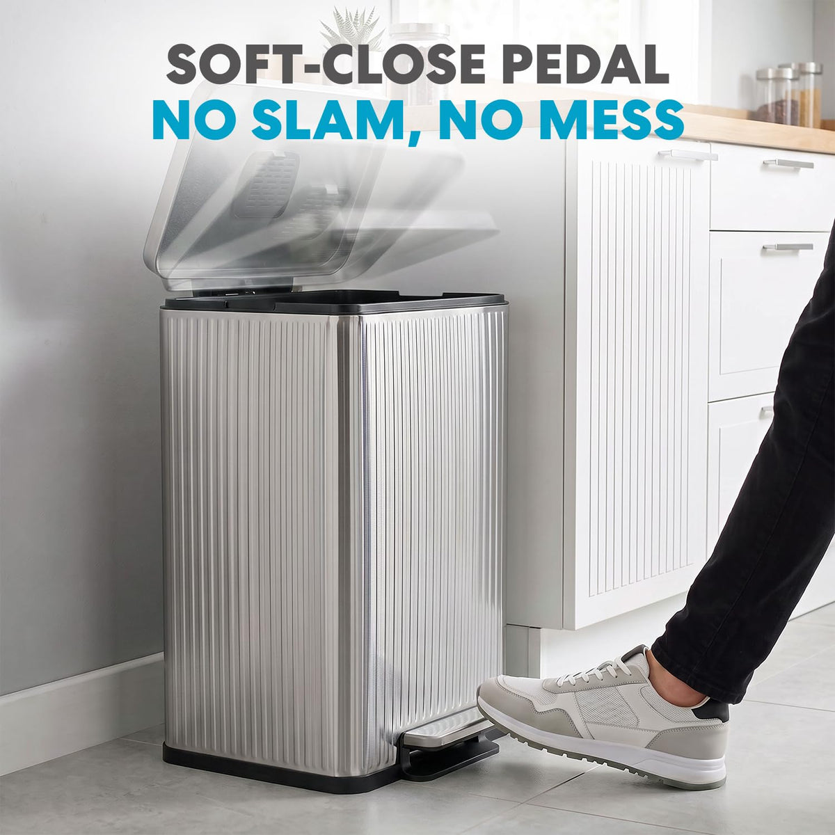 SIMPLI-MAGIC 13 Gallon/50 Liter Silver Trash Can Fluted Edge